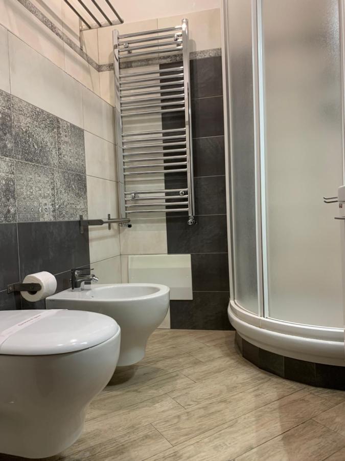 Guesthouse Ughetti 21 Катания Экстерьер фото