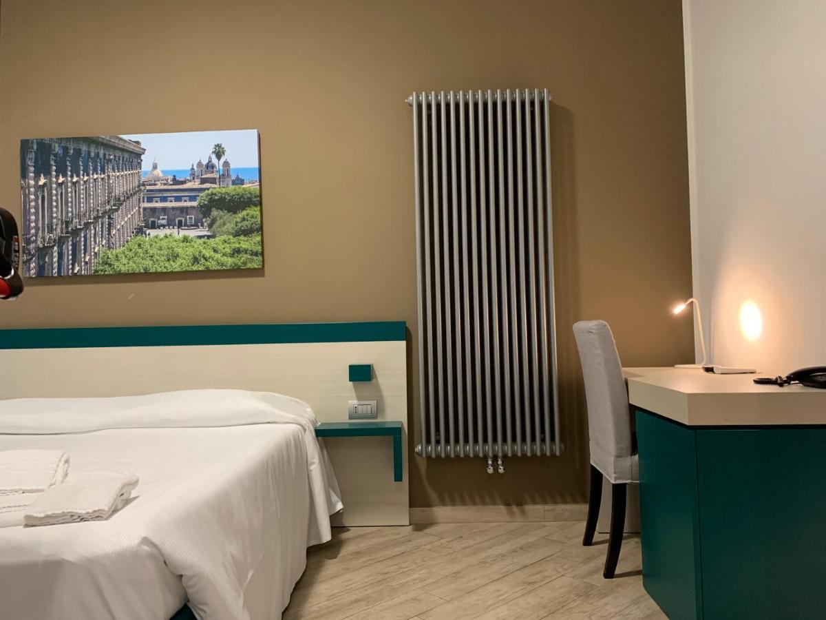 Guesthouse Ughetti 21 Катания Экстерьер фото